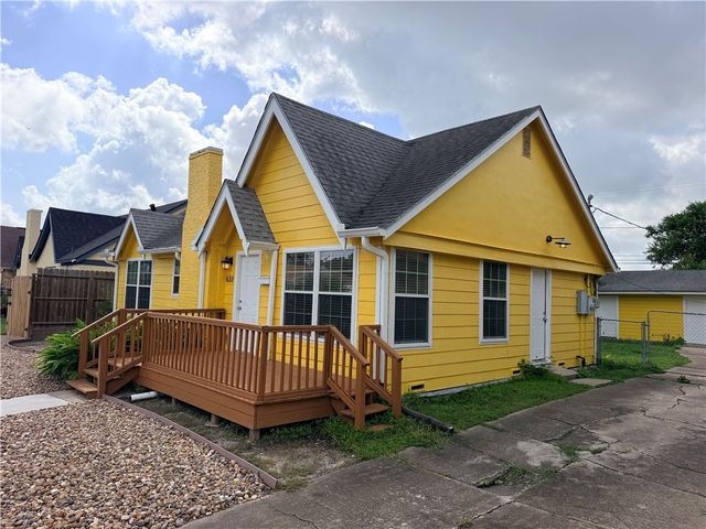 637 Naples St, Corpus Christi, TX 78404