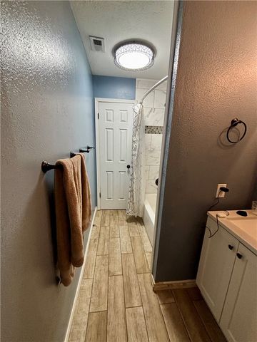 2810 Forest Bend, Bryan, TX 77801