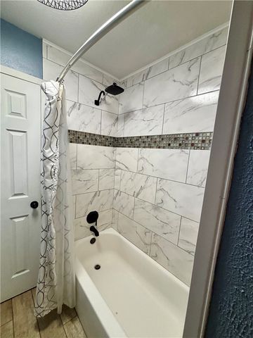 2810 Forest Bend, Bryan, TX 77801