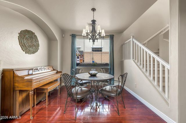 304 W MOUNTAIN SAGE Drive, Phoenix, AZ 85045