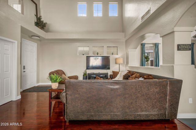 304 W MOUNTAIN SAGE Drive, Phoenix, AZ 85045
