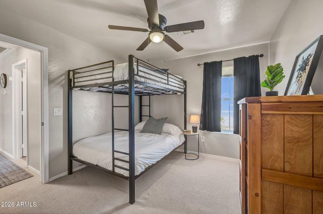 304 W MOUNTAIN SAGE Drive, Phoenix, AZ 85045