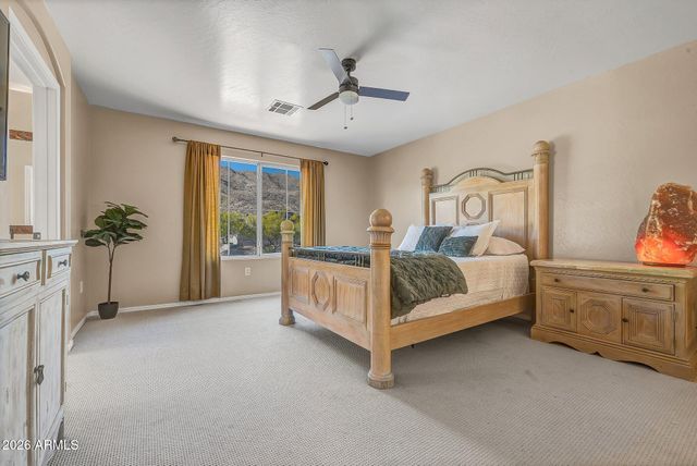 304 W MOUNTAIN SAGE Drive, Phoenix, AZ 85045
