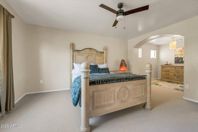 304 W MOUNTAIN SAGE Drive, Phoenix, AZ 85045