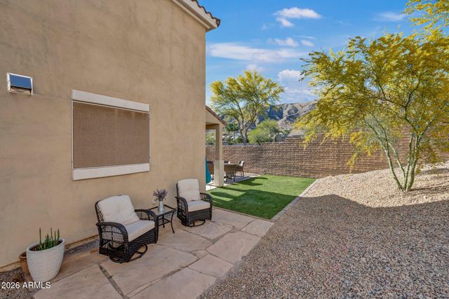 304 W MOUNTAIN SAGE Drive, Phoenix, AZ 85045