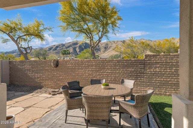 304 W MOUNTAIN SAGE Drive, Phoenix, AZ 85045