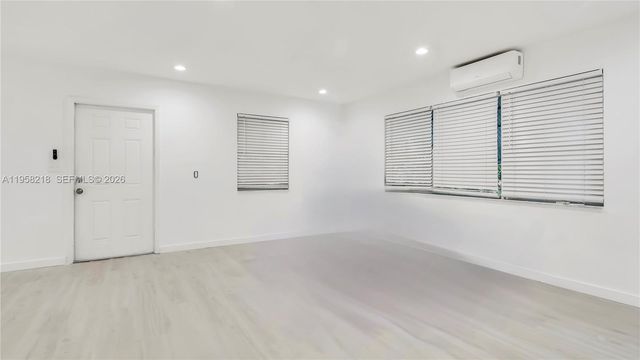 1956 Madison St, Hollywood, FL 33020