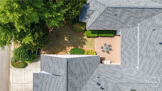 300 Horseshoe Bend, Statham, GA 30666