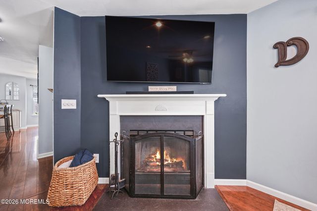 31 Atrium Way 3-1, Manalapan, NJ 07726