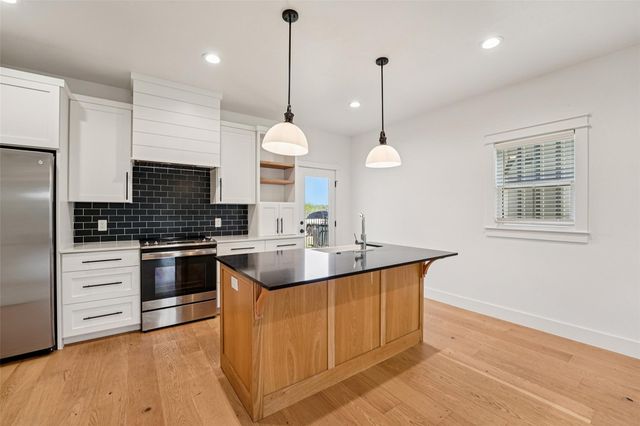 416 Stagecoach TRL, San Marcos, TX 78666