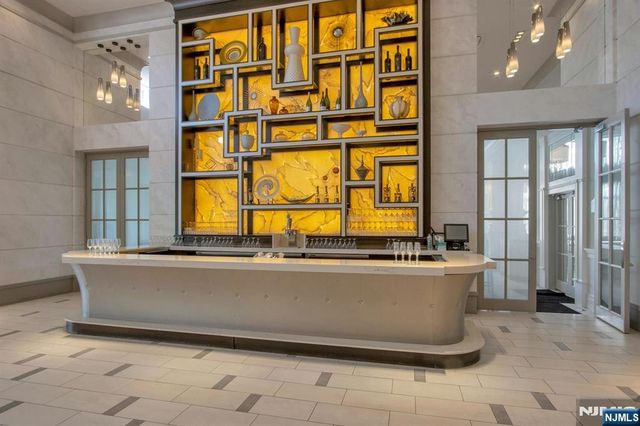 31 St Andrews Circle, River Vale, NJ 07675