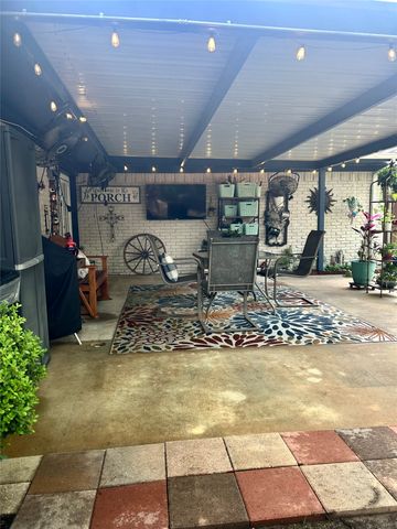206 Vanderbilt Lane, Waxahachie, TX 75165