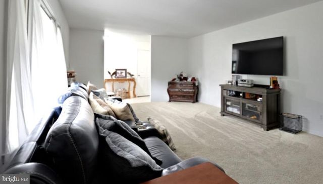 519 MCCARTY RD, Fredericksburg, VA 22405