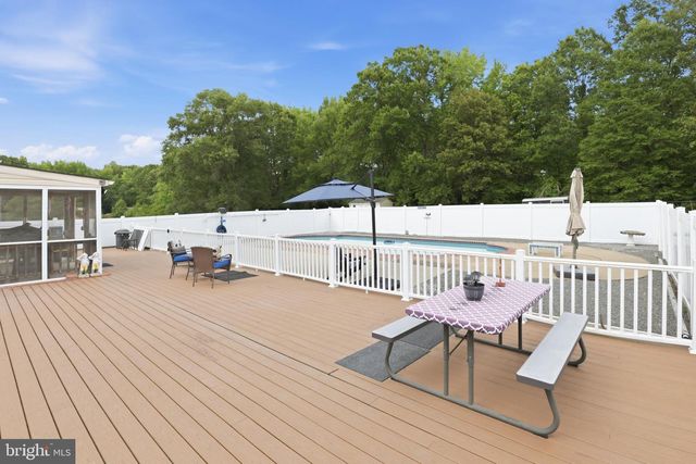 519 MCCARTY RD, Fredericksburg, VA 22405