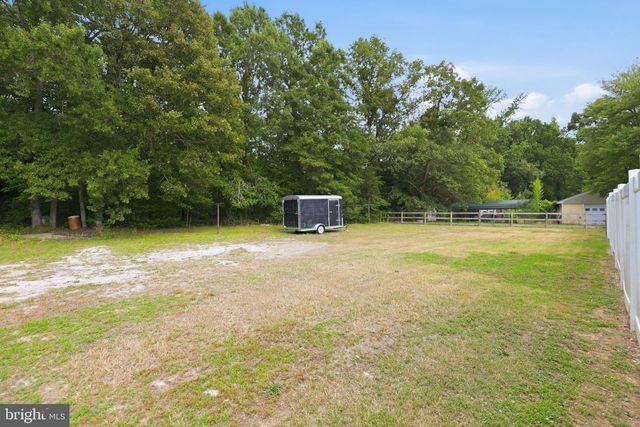 519 MCCARTY RD, Fredericksburg, VA 22405