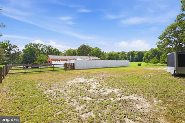 519 MCCARTY RD, Fredericksburg, VA 22405