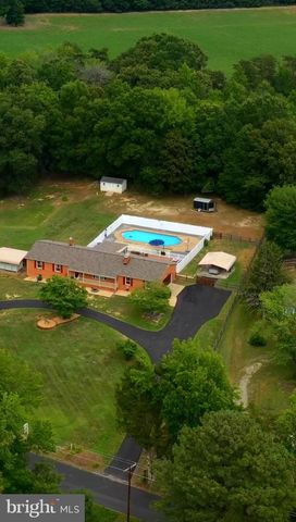 519 MCCARTY RD, Fredericksburg, VA 22405