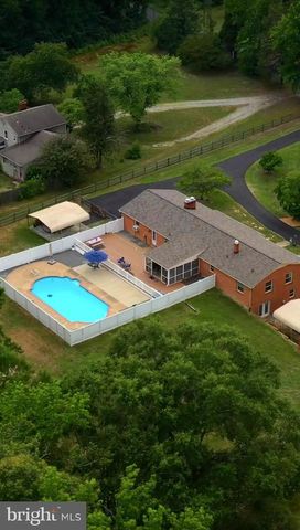519 MCCARTY RD, Fredericksburg, VA 22405