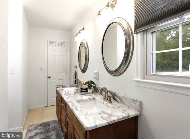 519 MCCARTY RD, Fredericksburg, VA 22405