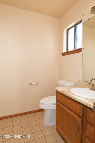 992 Graham Street, Las Cruces, NM 88001