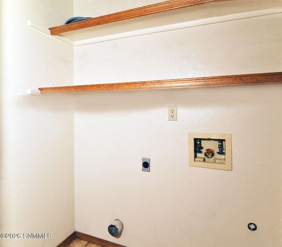 992 Graham Street, Las Cruces, NM 88001