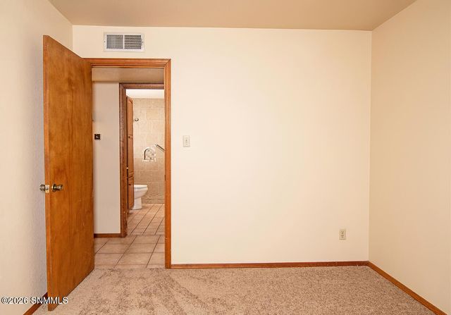 992 Graham Street, Las Cruces, NM 88001