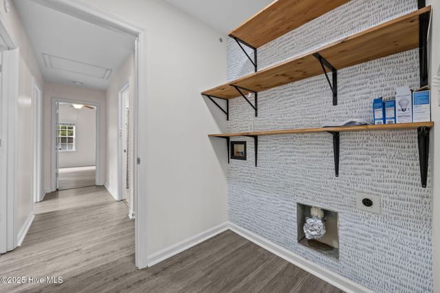 4015 W T Whitehead Drive, Jacksonville, NC 28546