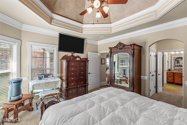 1053 Fawn Hollow, Bossier City, LA 71111