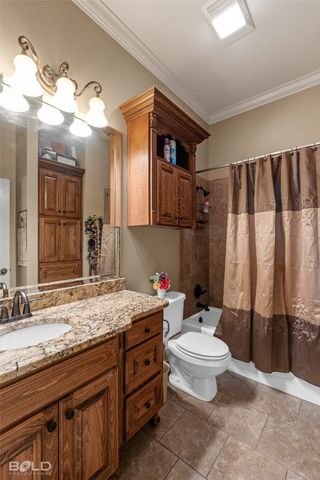 1053 Fawn Hollow, Bossier City, LA 71111