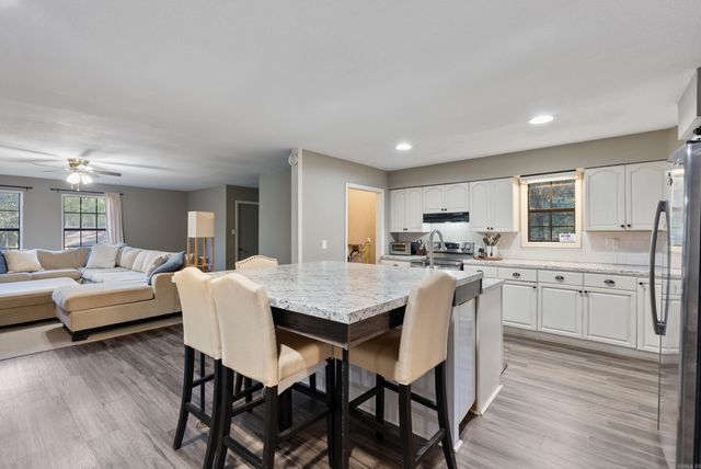 10301 Short Marche Road, North Little Rock, AR 72113