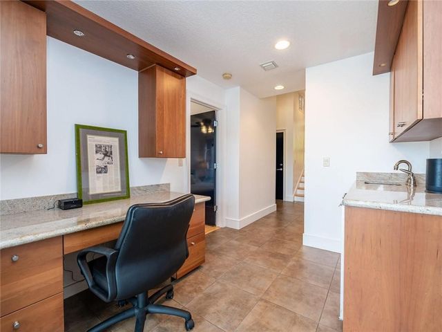 33 Port Side Drive 33C, Fort Lauderdale, FL 33316