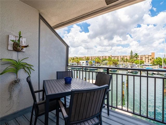 33 Port Side Drive 33C, Fort Lauderdale, FL 33316