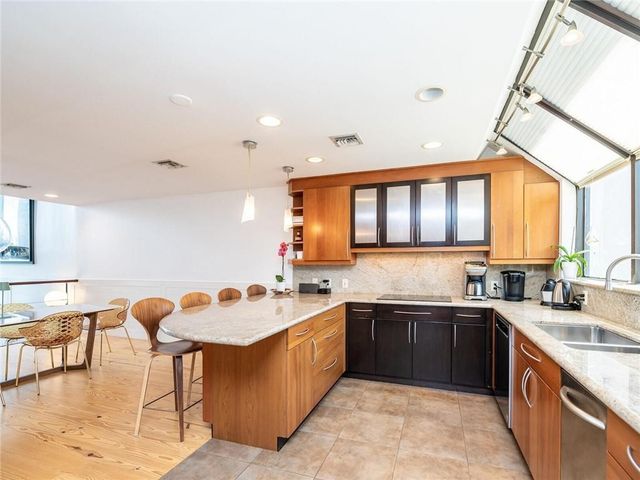 33 Port Side Drive 33C, Fort Lauderdale, FL 33316