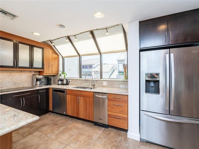 33 Port Side Drive 33C, Fort Lauderdale, FL 33316