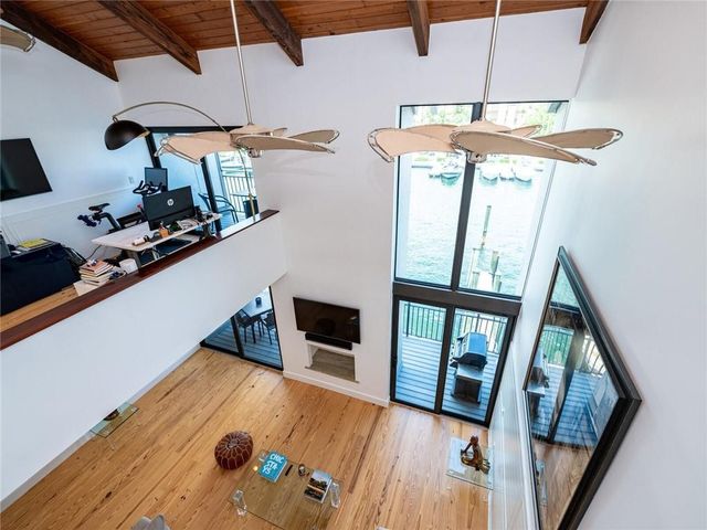 33 Port Side Drive 33C, Fort Lauderdale, FL 33316