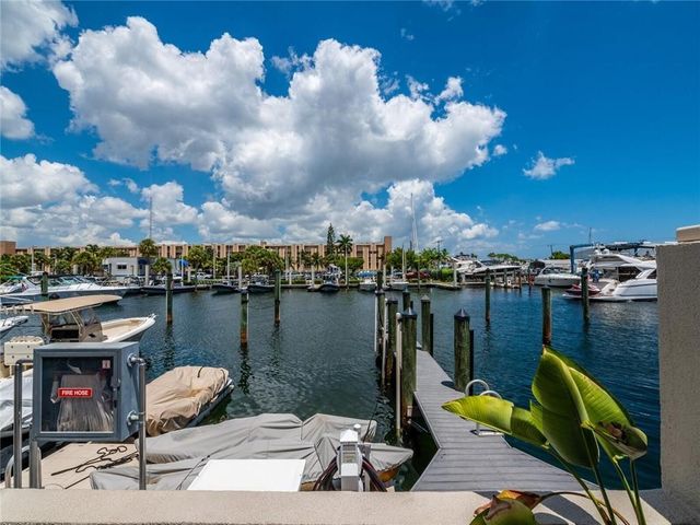33 Port Side Drive 33C, Fort Lauderdale, FL 33316