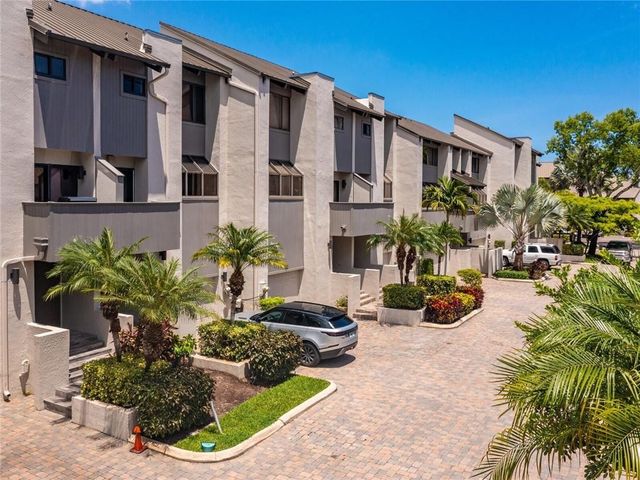 33 Port Side Drive 33C, Fort Lauderdale, FL 33316