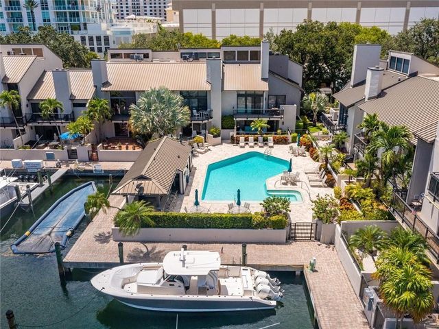 33 Port Side Drive 33C, Fort Lauderdale, FL 33316