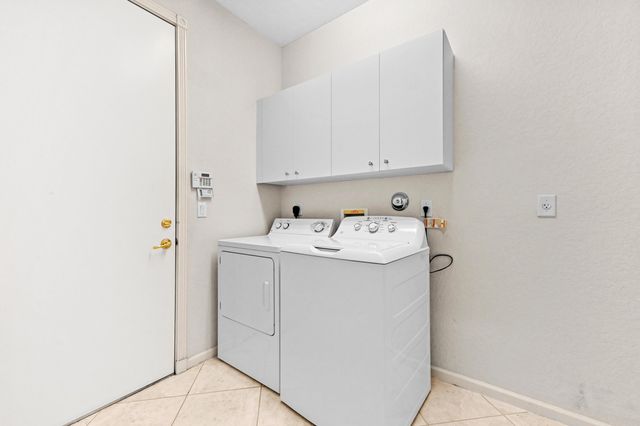 6823 Fabiano Circle, Boynton Beach, FL 33437