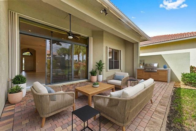 6823 Fabiano Circle, Boynton Beach, FL 33437