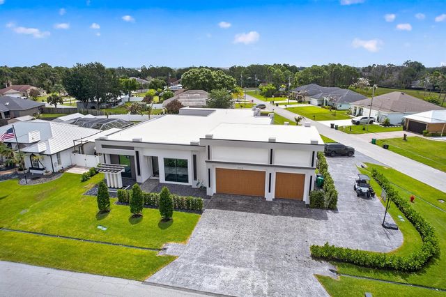 5775 NW Canada Street, Port St. Lucie, FL 34986