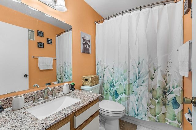1965 Westminster Circle 6, Vero Beach, FL 32966