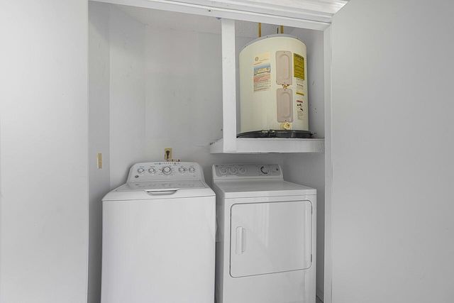 1965 Westminster Circle 6, Vero Beach, FL 32966
