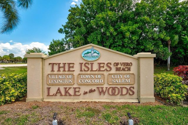 1965 Westminster Circle 6, Vero Beach, FL 32966