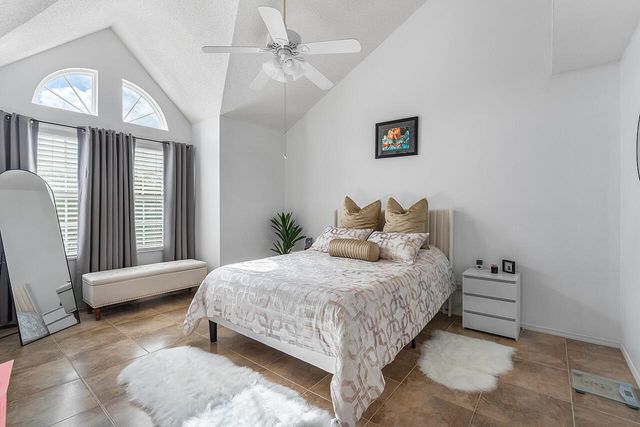 1965 Westminster Circle 6, Vero Beach, FL 32966
