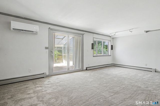19 Governors Lane, Bethel, CT 06801