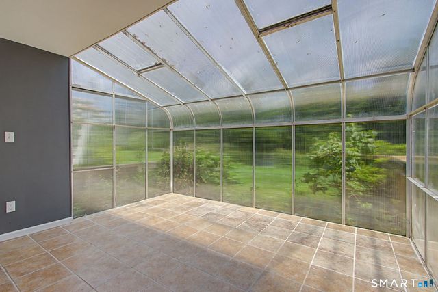 19 Governors Lane, Bethel, CT 06801