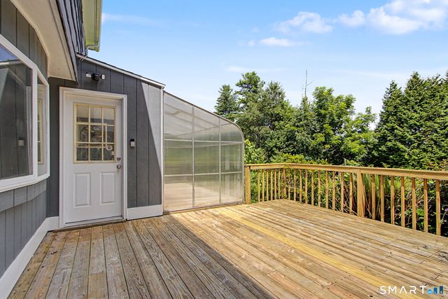 19 Governors Lane, Bethel, CT 06801