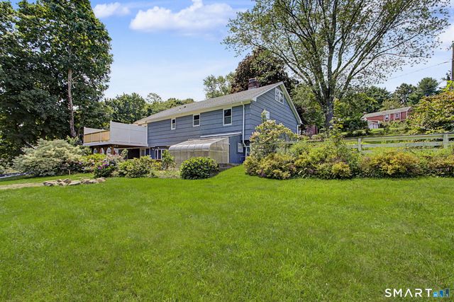 19 Governors Lane, Bethel, CT 06801