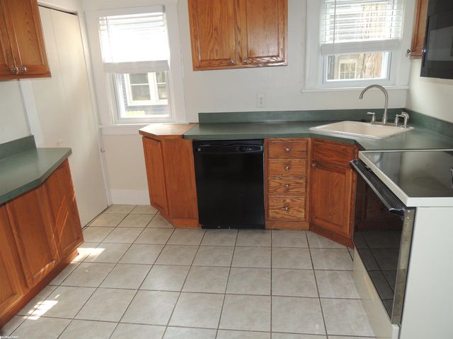 506 Hawthorn Avenue, Royal Oak, MI 48067